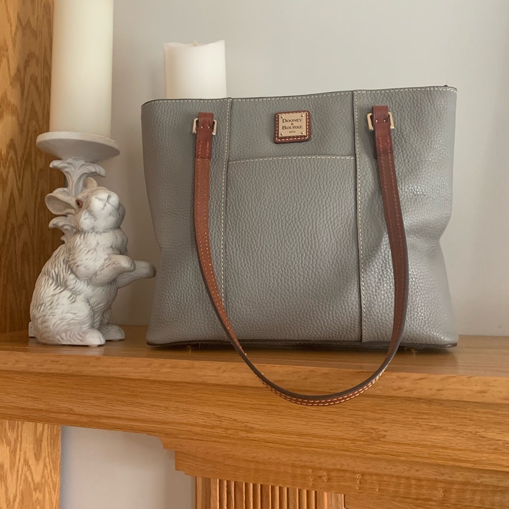 Dooney & Bourke purse